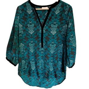 NYC Blouse Size Small teal Floral Quarter sleeve